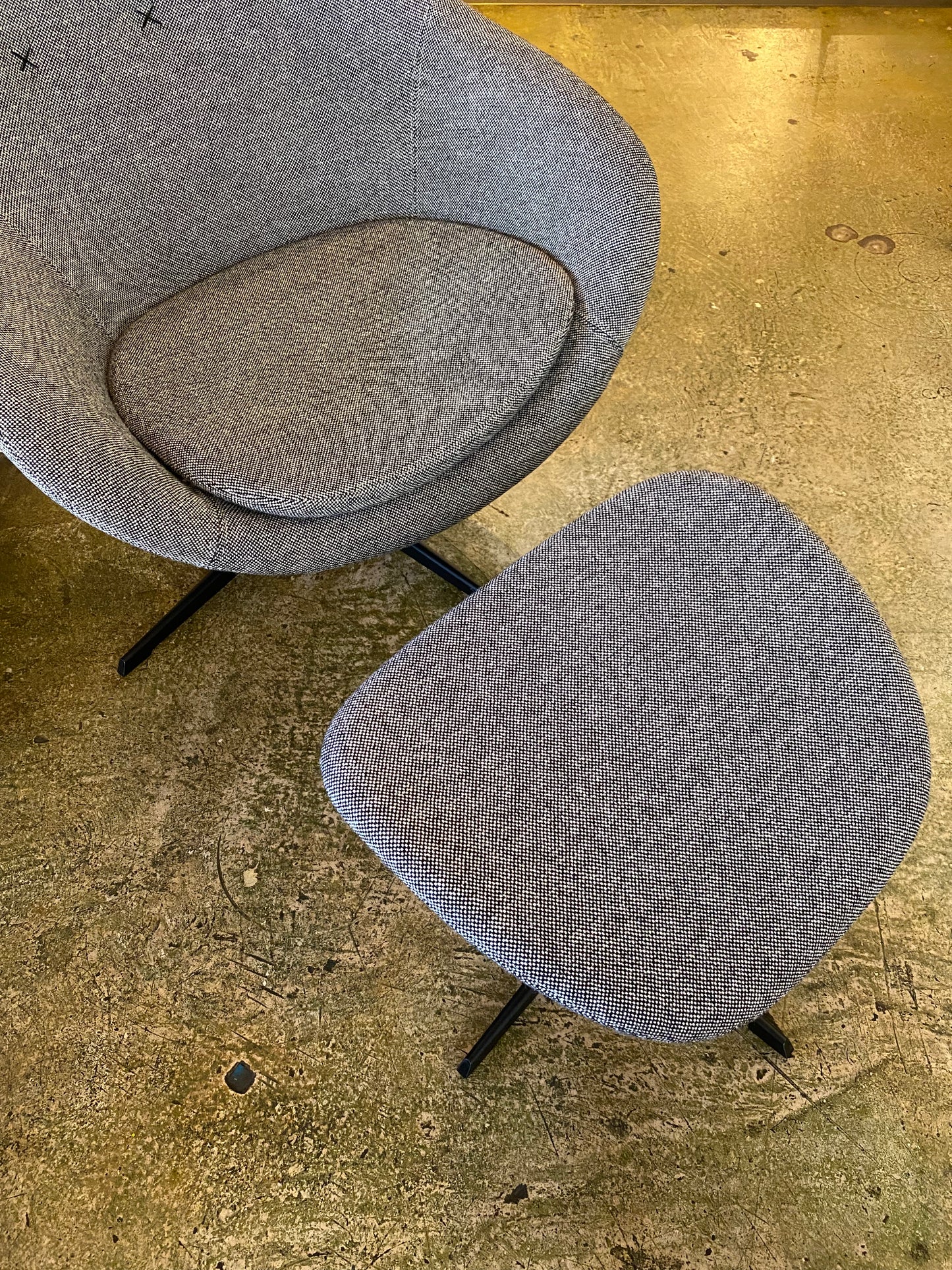 Showroommodel Varier fauteuil Kokon met voetenbankje