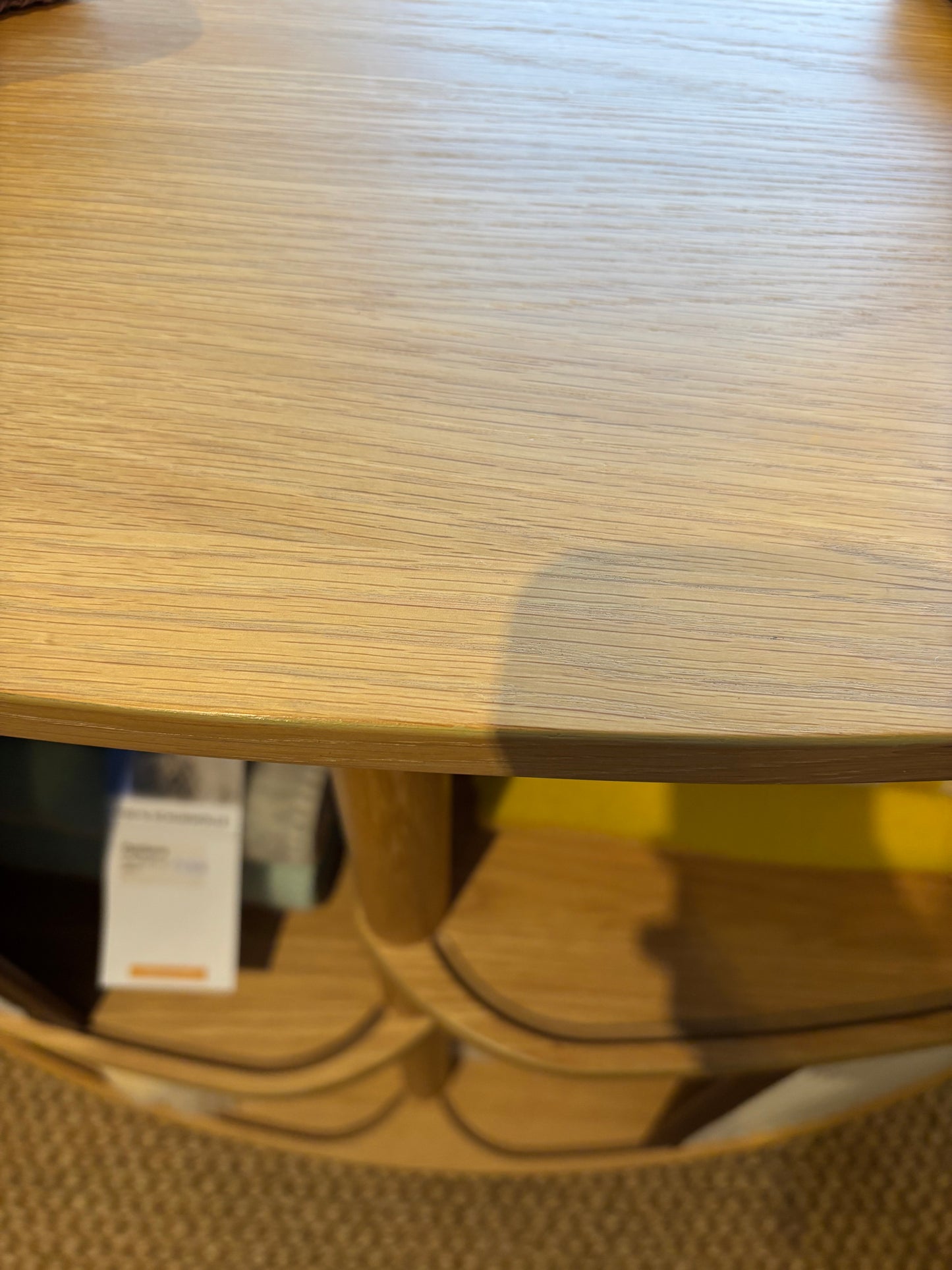 Showroommodel Umage Audacious hoog dressoir