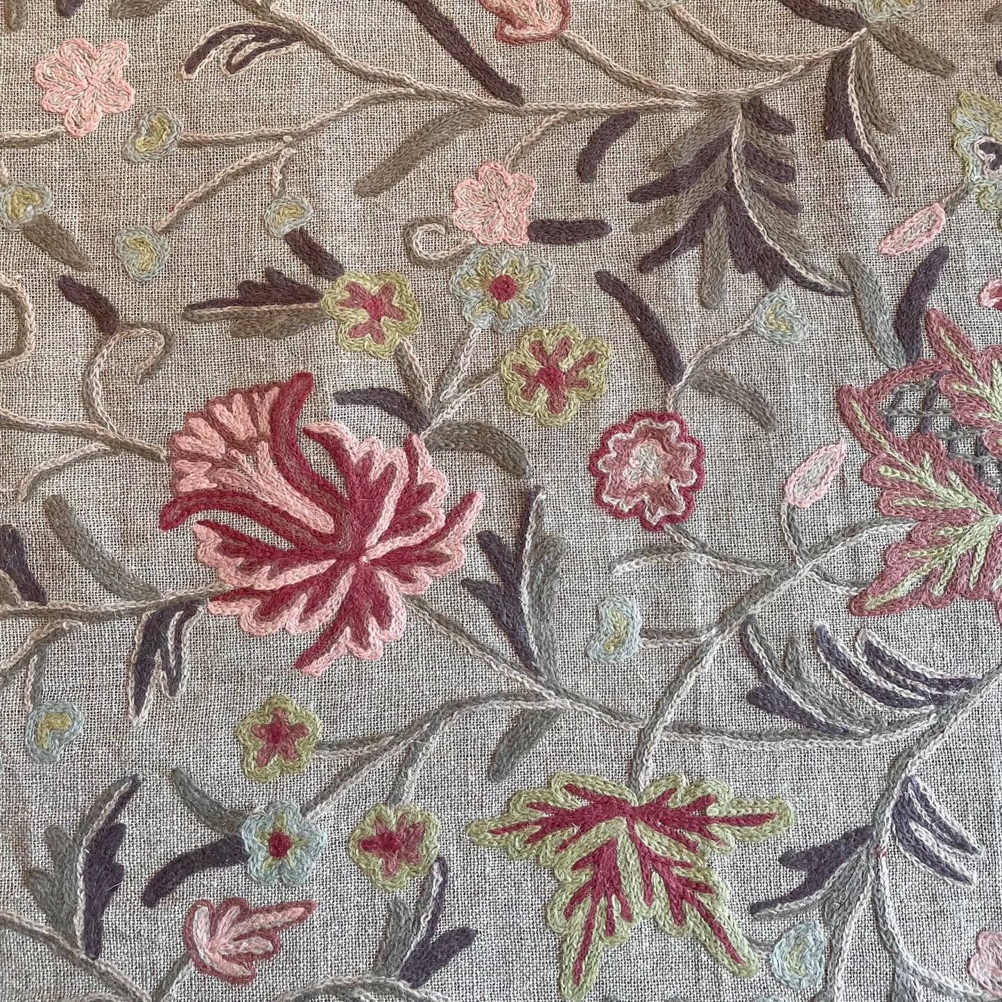 Capsicum curtain fabric Crewel