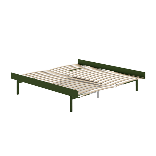 moebe bed met hoge poten kleur pine green lattenbodem afmeting 180