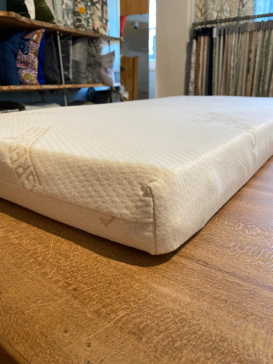 Showroommodel Greensleep baby natuurlatex matras ledikant 60x120