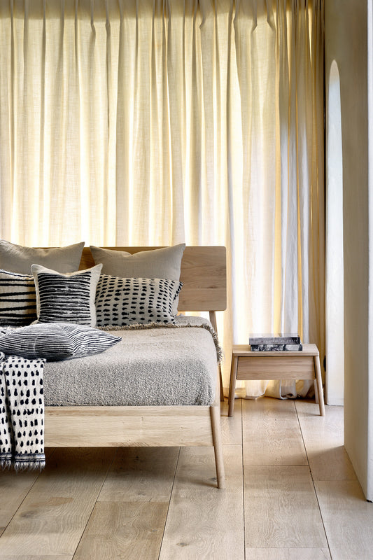 Ethnicraft bedside table Air oak