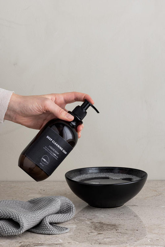 Lind DNA Deep Cleaning Soap