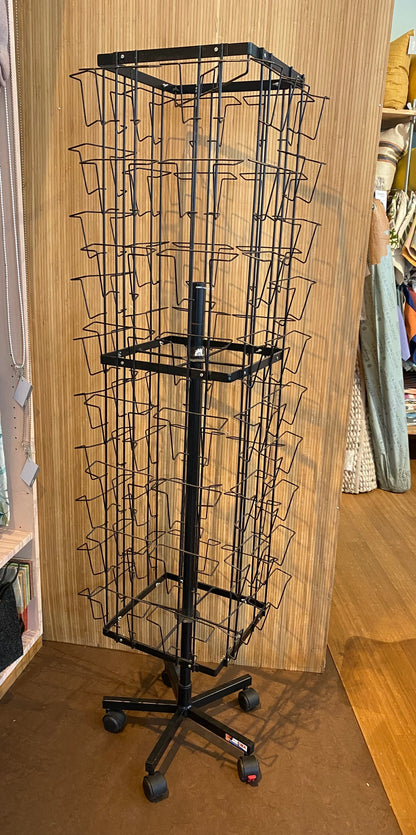 Showroommodel draaibare kaartmolen zwart 68 vakjes (12x17cm.)