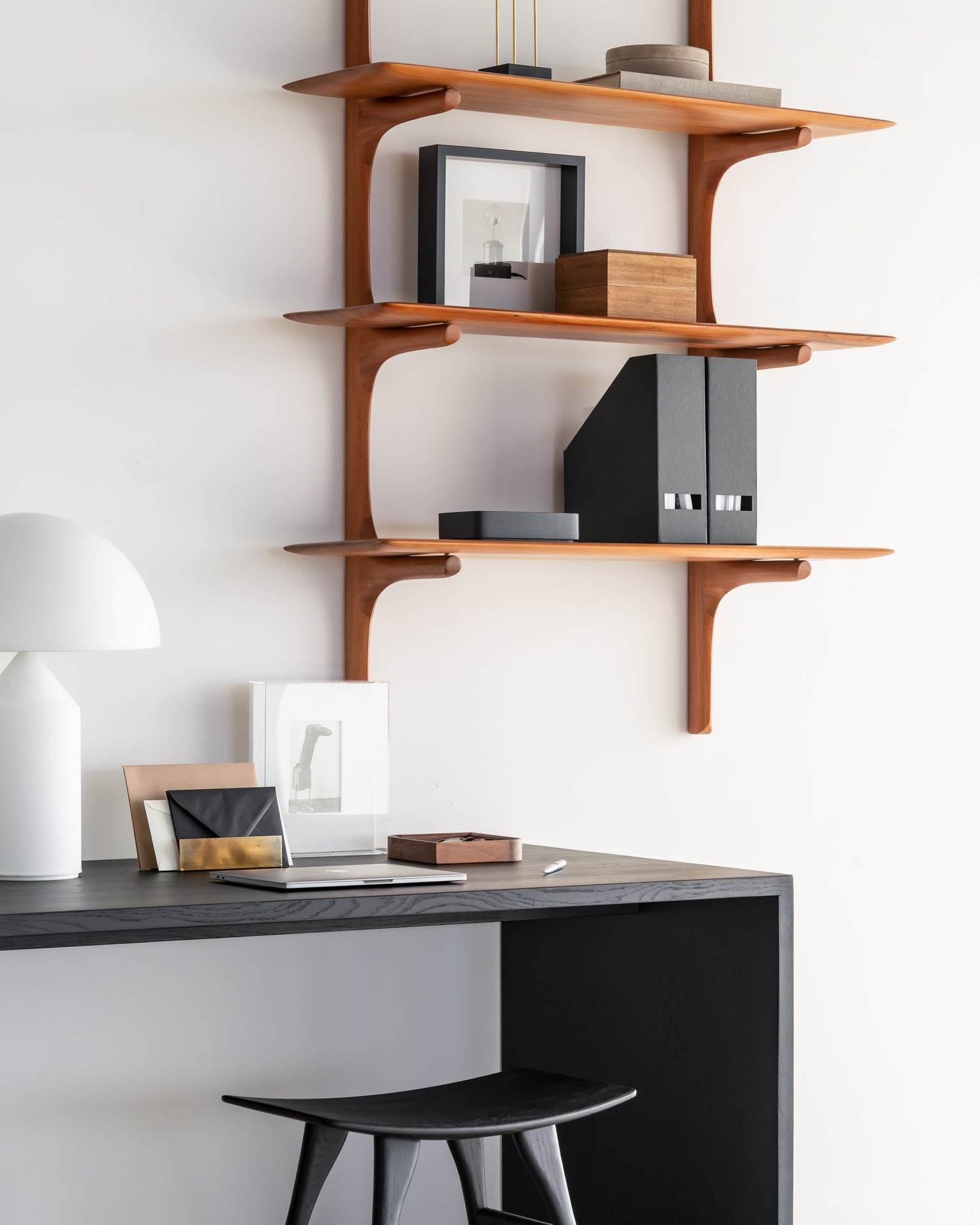 ethnicraft 29778 Mahogany PI wand planken interieur foto