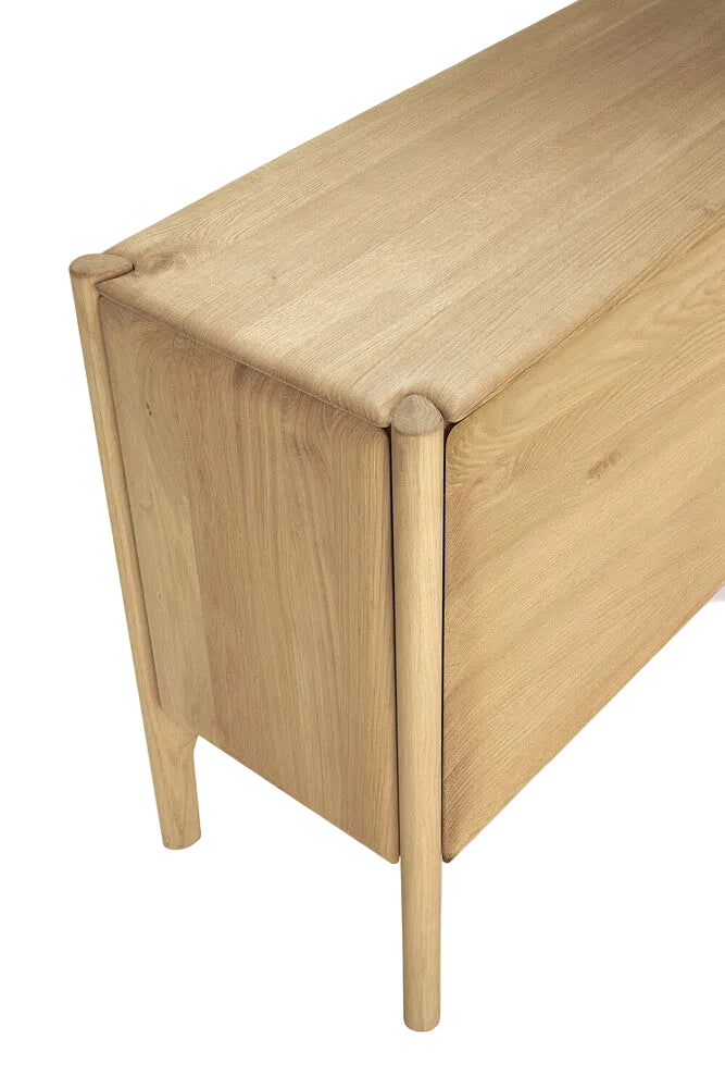 detail ethnicraft dressoir pi eiken