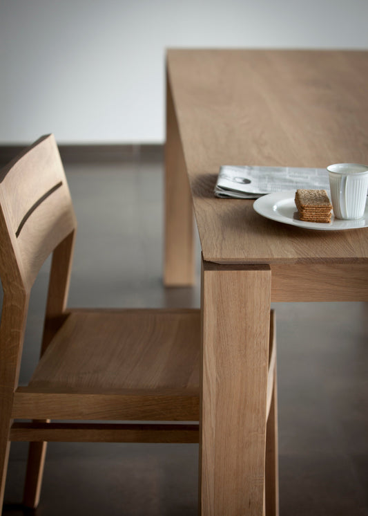 Ethnicraft dining table Slice oak